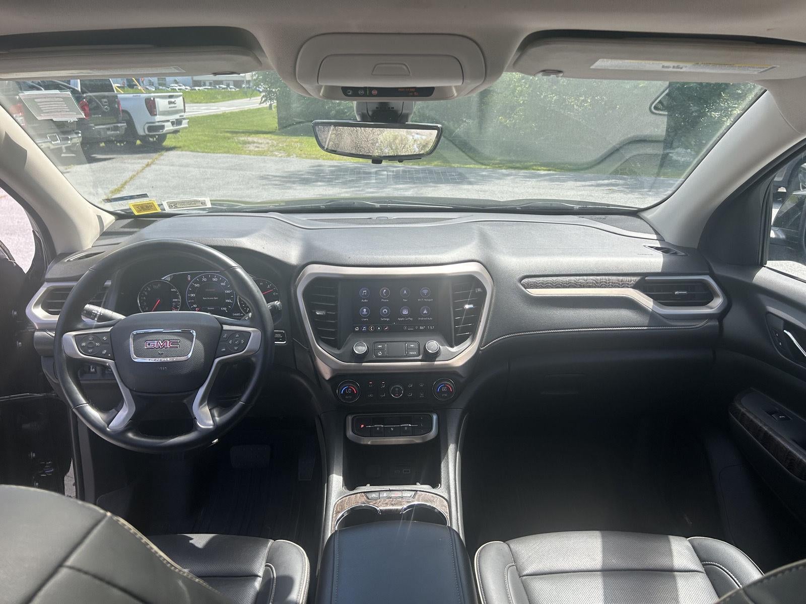 2023 GMC Acadia Denali