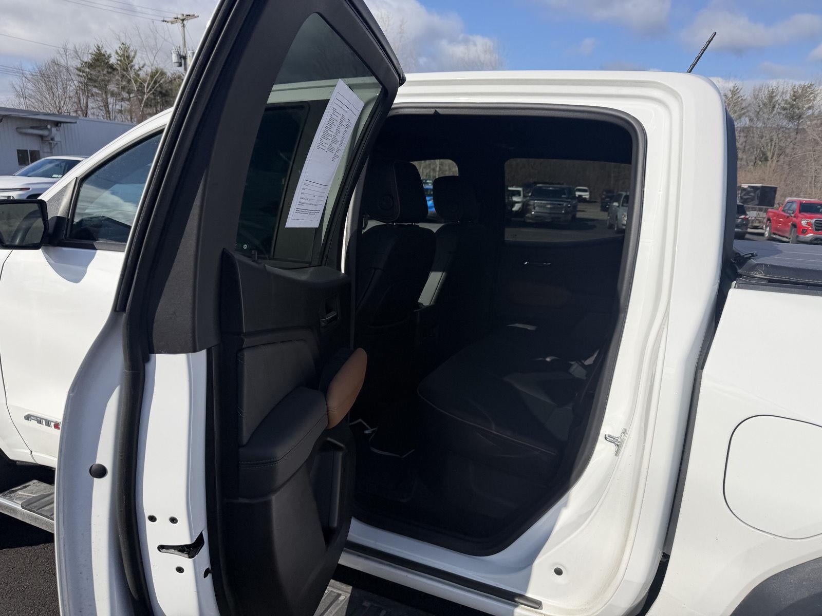 2023 GMC Canyon AT4