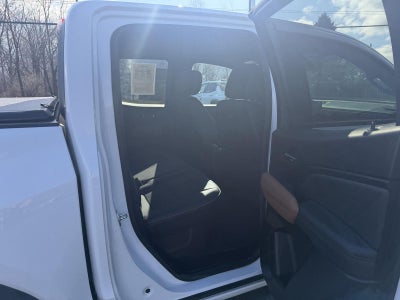 2023 GMC Canyon AT4