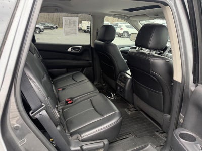 2018 Nissan Pathfinder SL