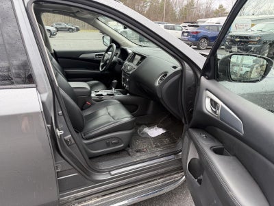 2018 Nissan Pathfinder SL