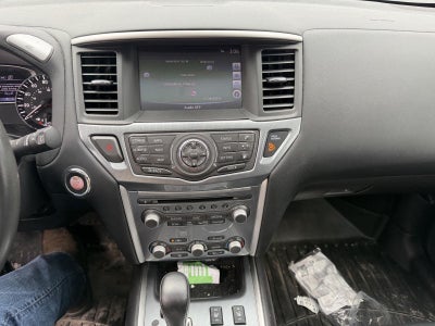 2018 Nissan Pathfinder SL