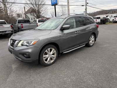 2018 Nissan Pathfinder SL