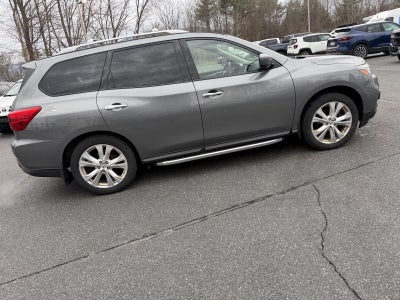 2018 Nissan Pathfinder SL
