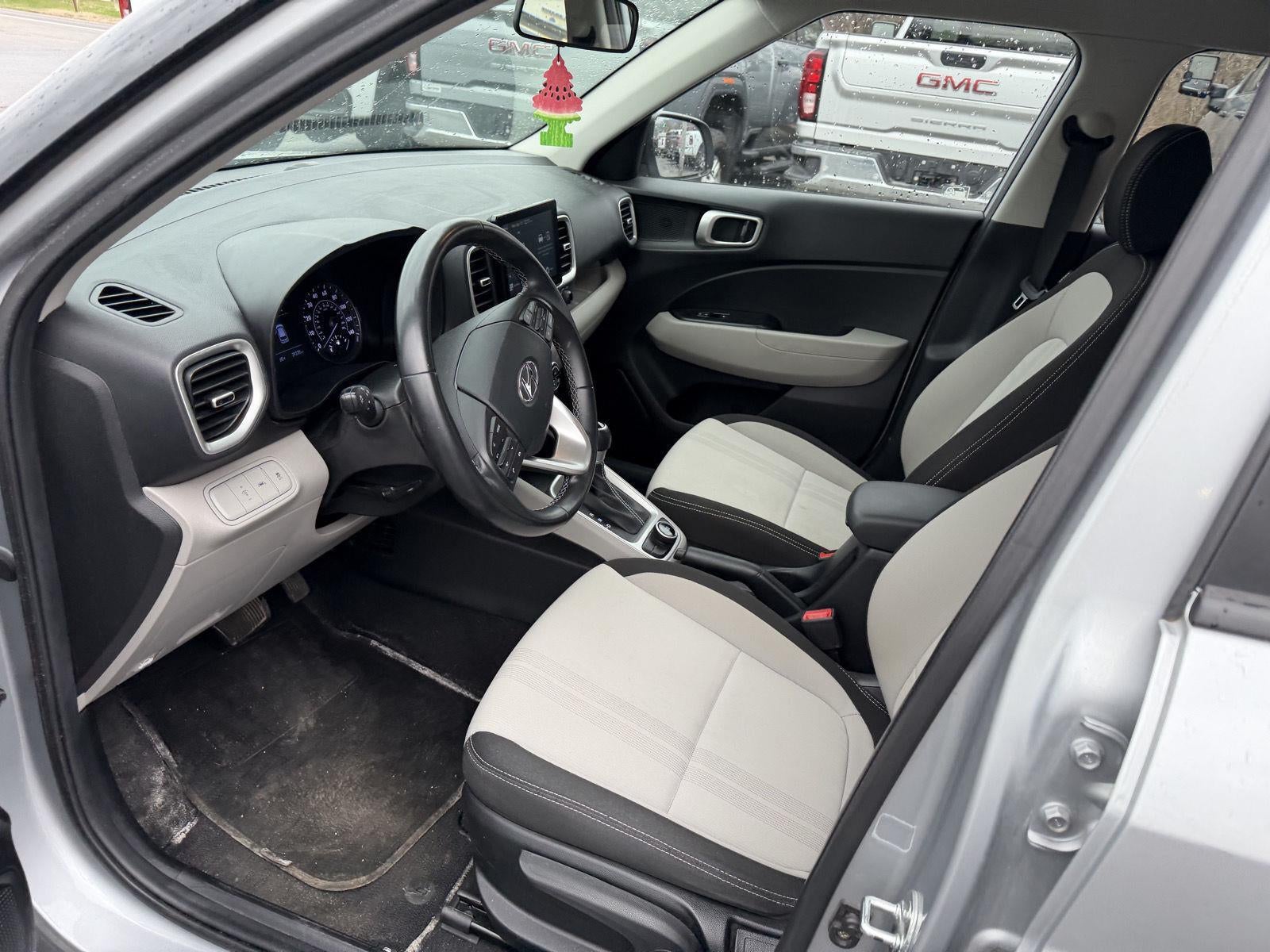 2021 Hyundai Venue SEL