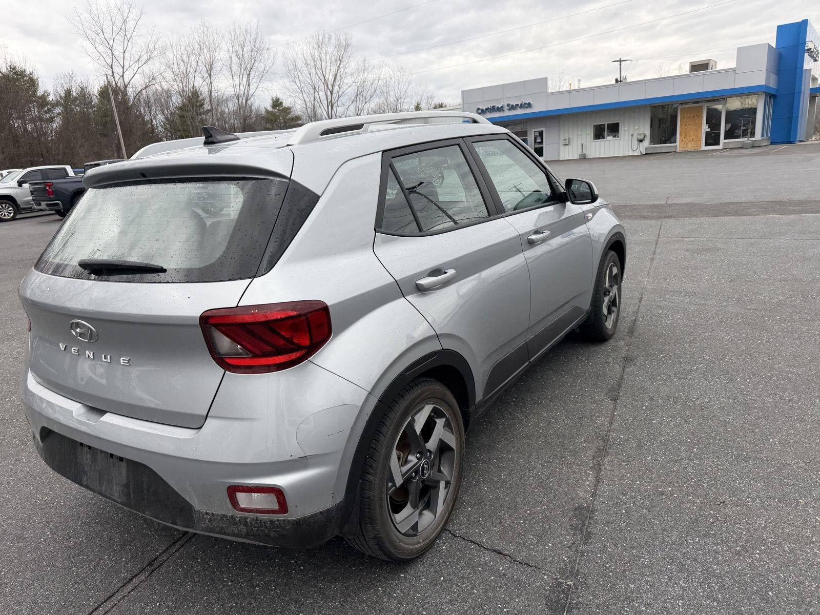 2021 Hyundai Venue SEL