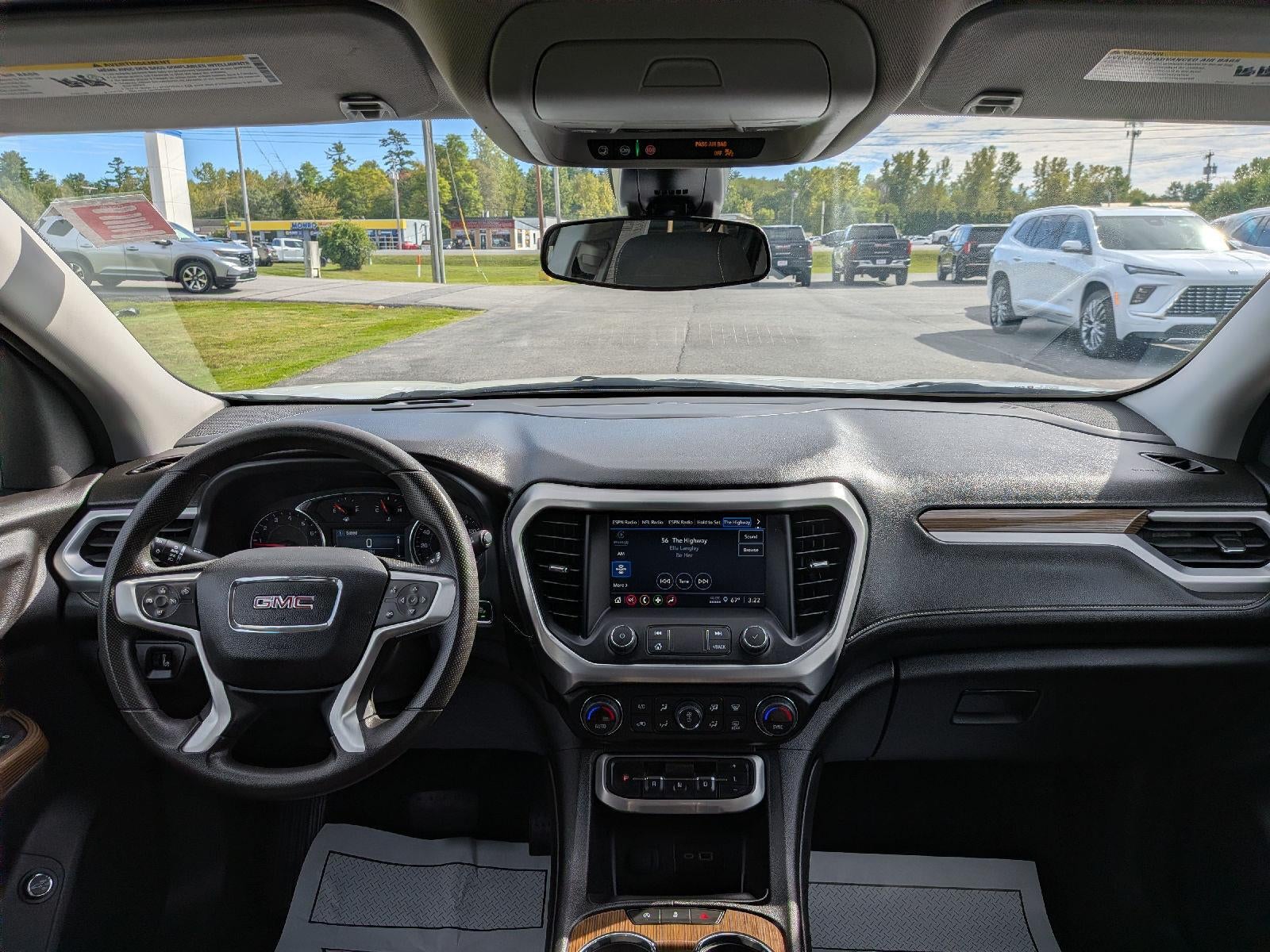 2023 GMC Acadia SLE