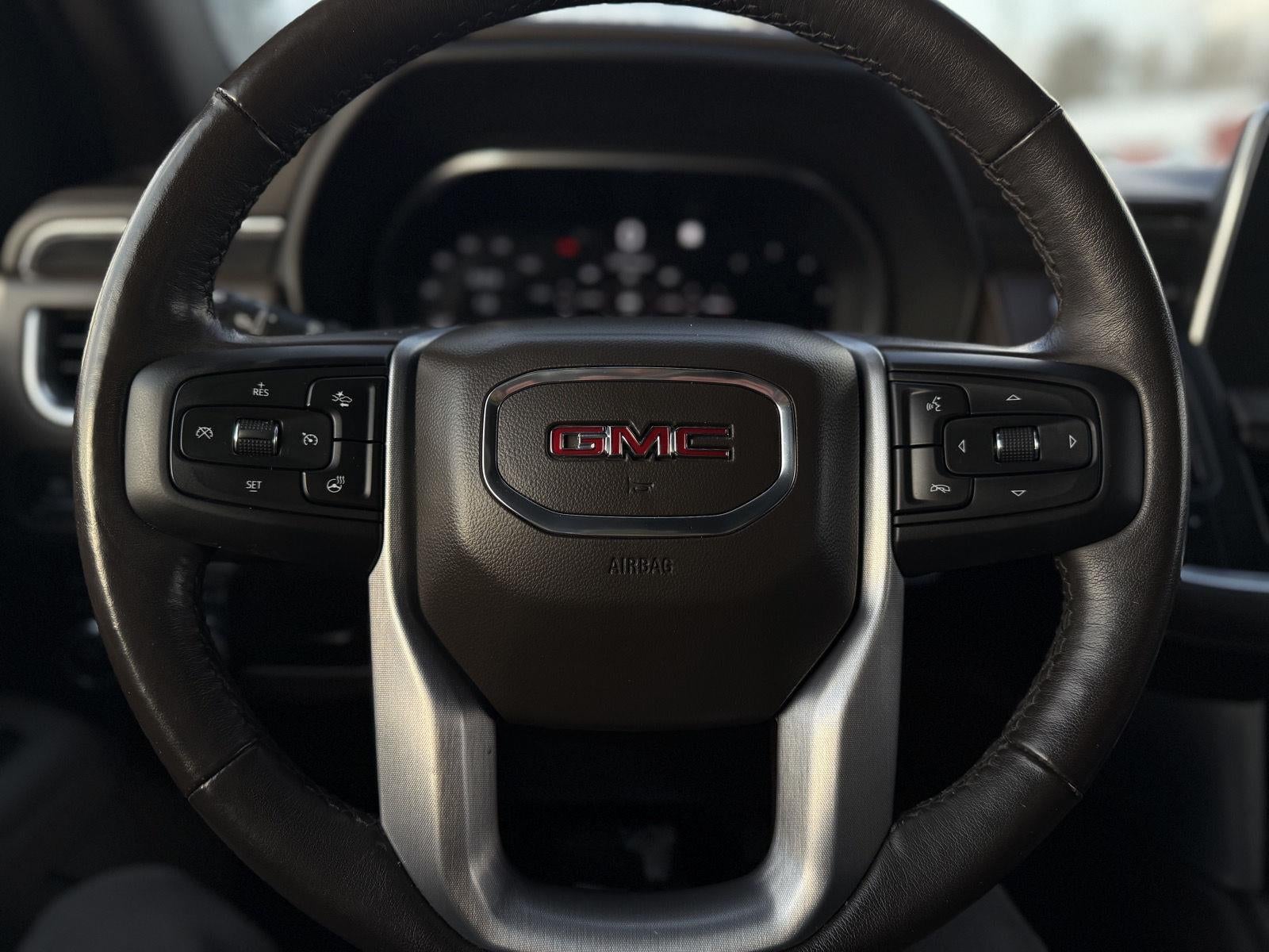 2022 GMC Yukon XL SLT