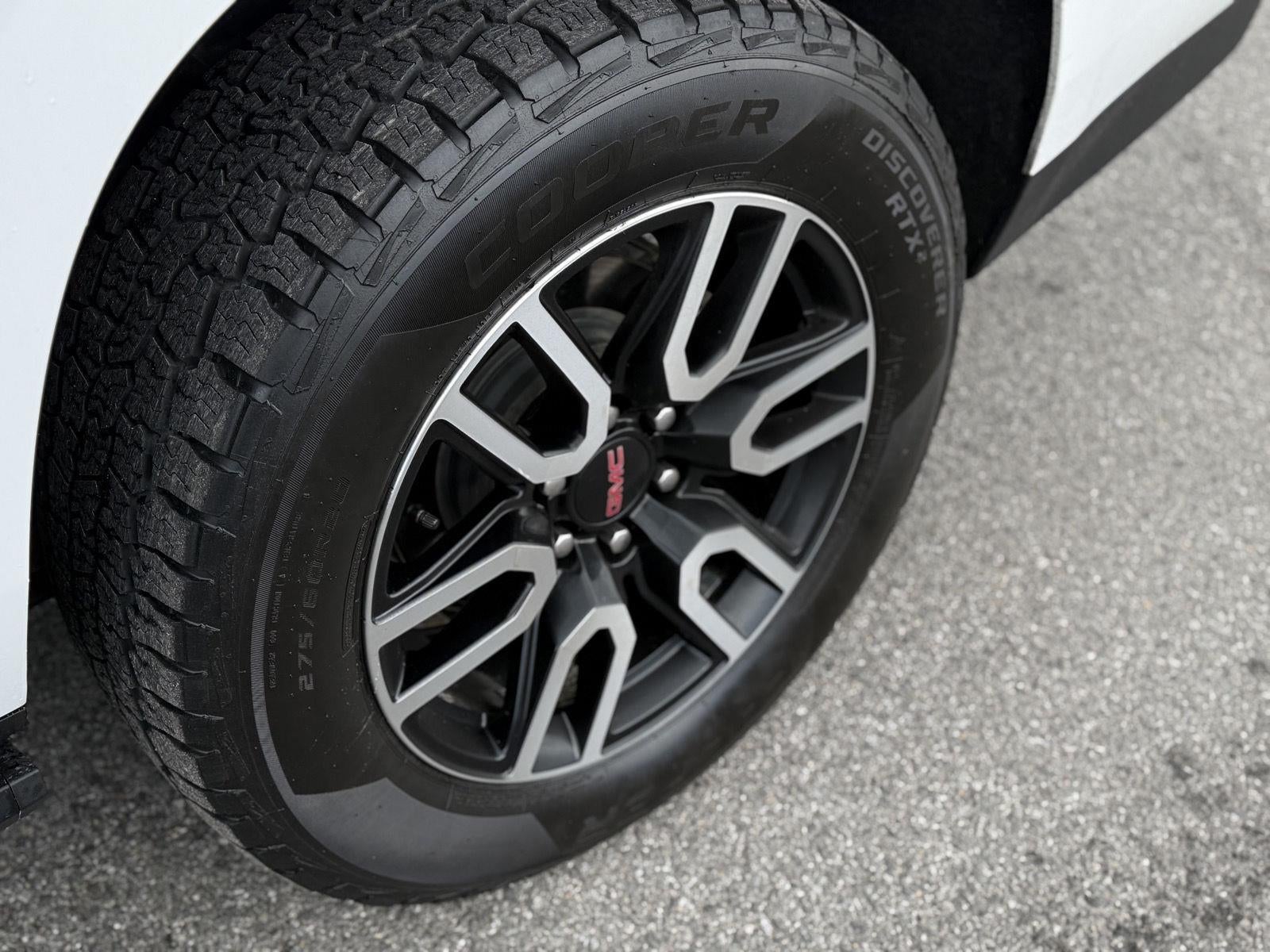 2023 GMC Yukon XL AT4