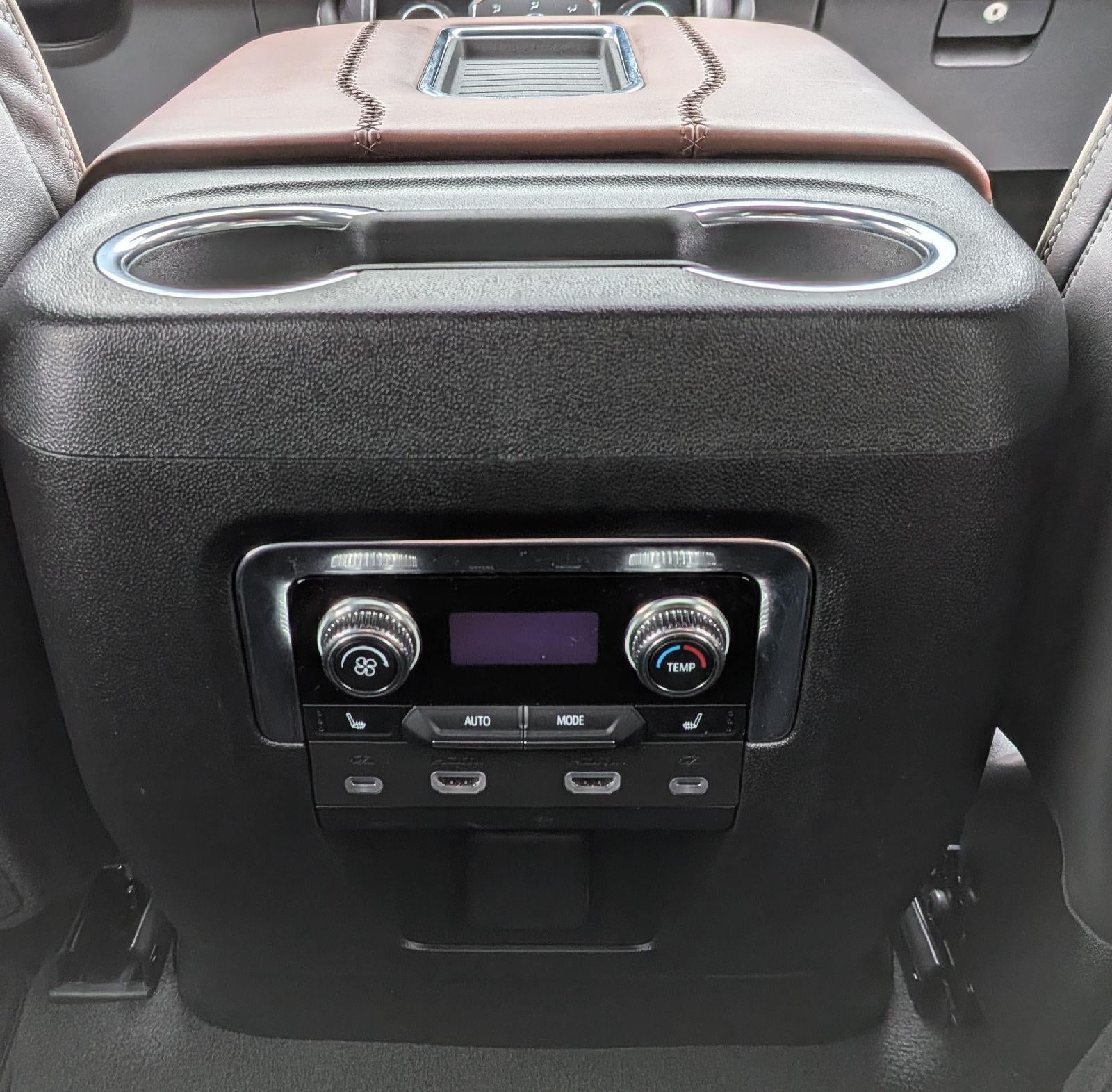 2023 GMC Yukon XL Denali Ultimate