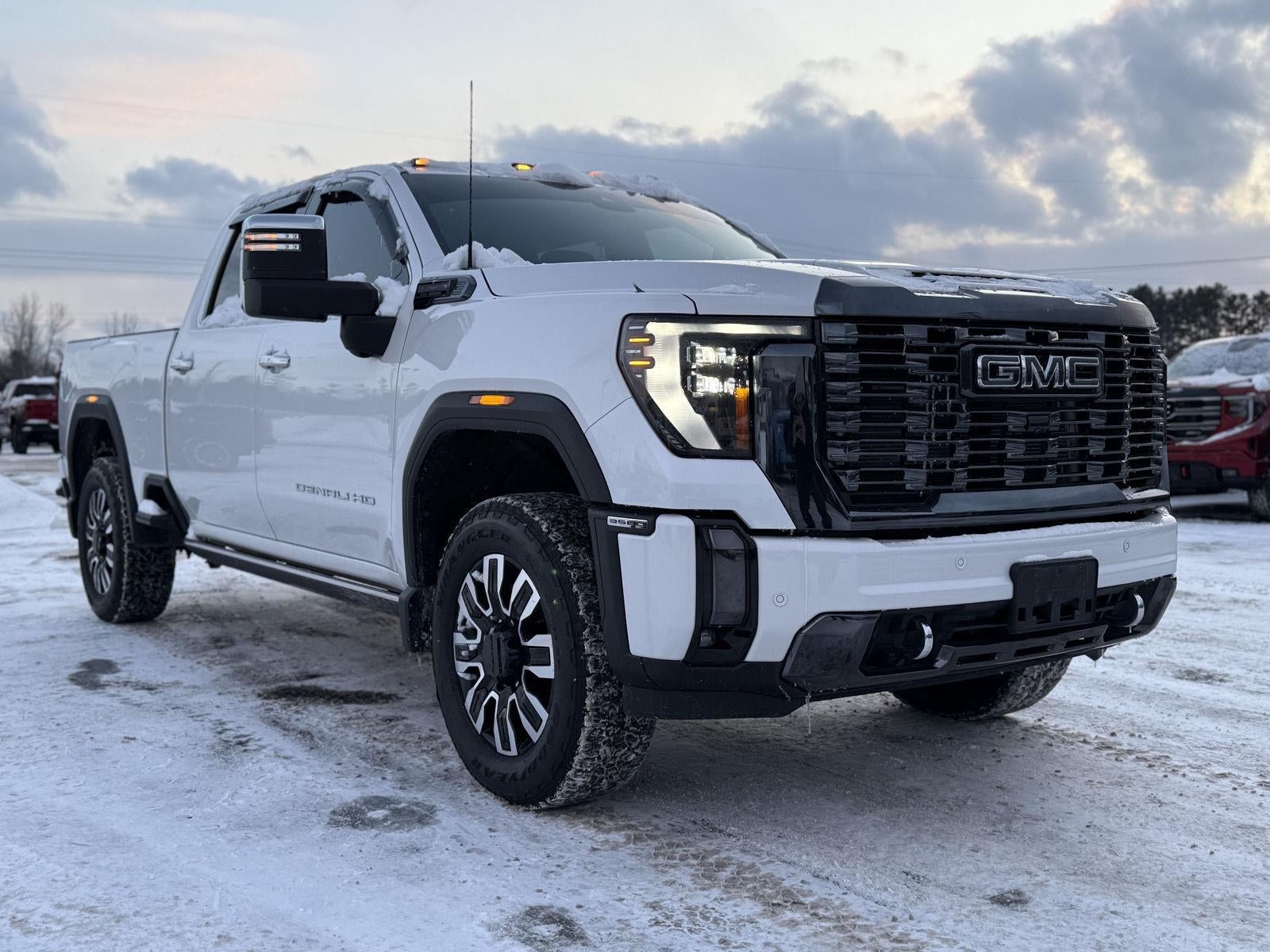 2024 GMC Sierra 3500 HD Denali Ultimate