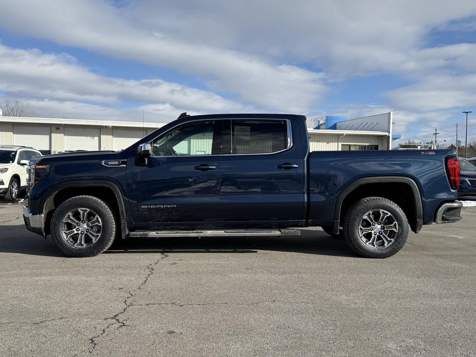 2023 GMC Sierra 1500 SLE