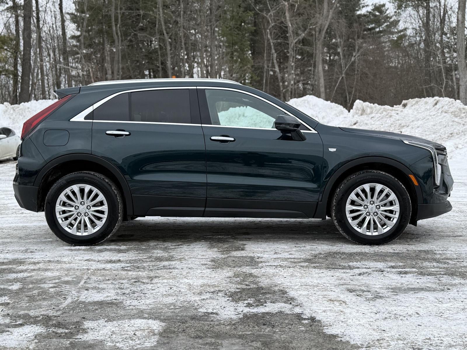 2024 Cadillac XT4 Luxury