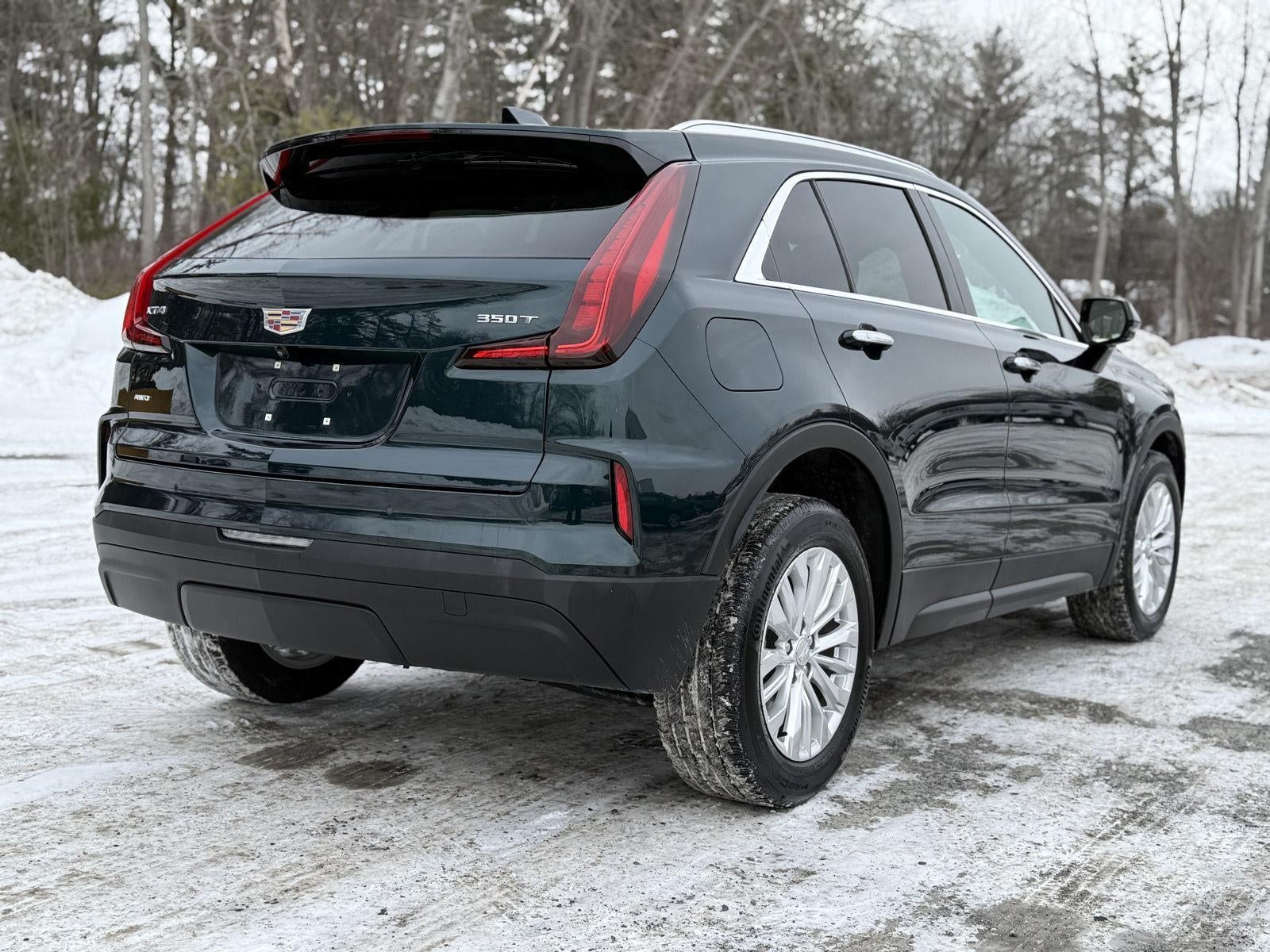 2024 Cadillac XT4 Luxury