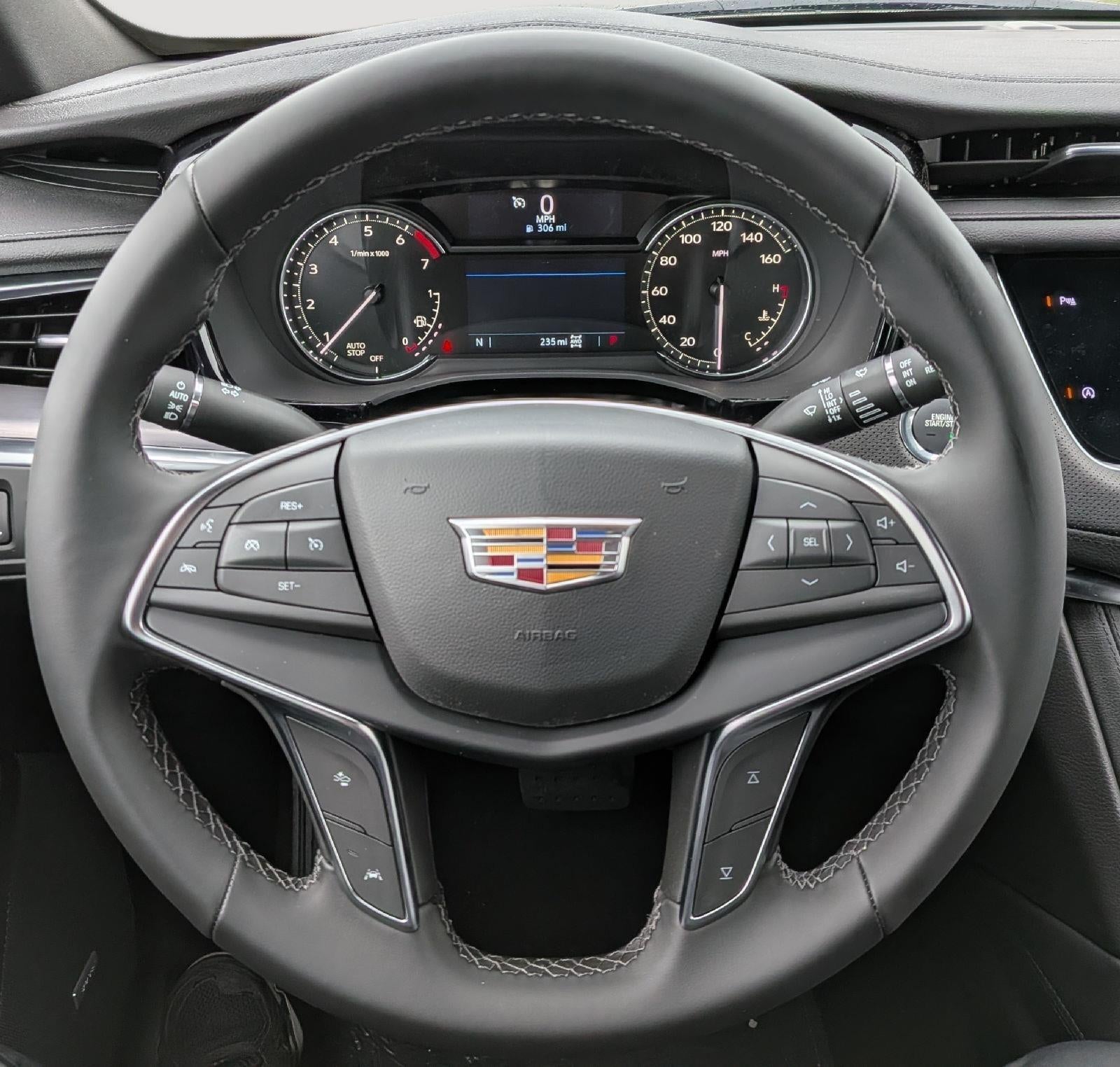 2026 Cadillac XT5 Luxury