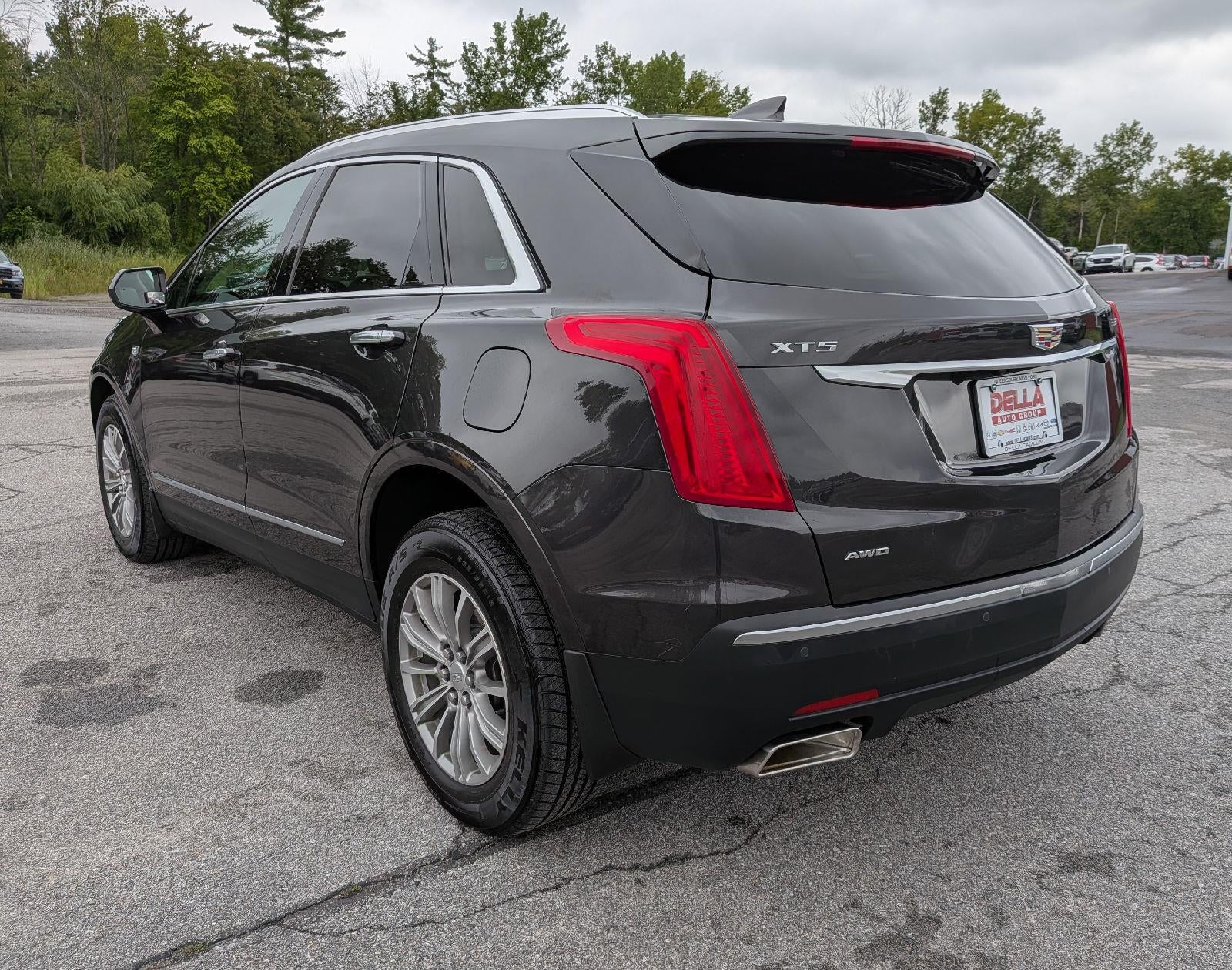 2017 Cadillac XT5 Luxury AWD
