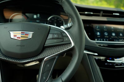 2024 Cadillac XT5 Sport