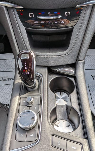 2024 Cadillac XT6 Luxury