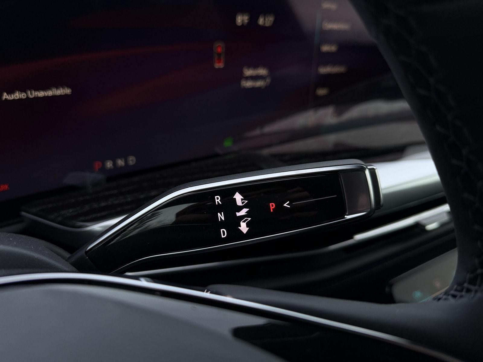 2026 Cadillac ESCALADE IQL Luxury