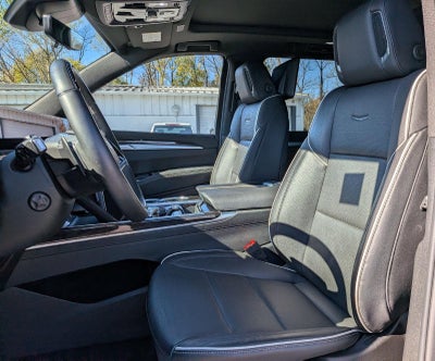 2025 Cadillac Escalade ESV Premium Luxury