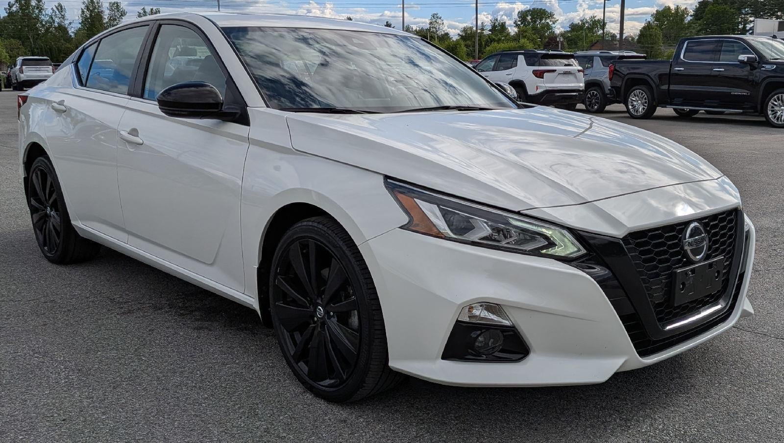 2022 Nissan Altima 2.5 SR