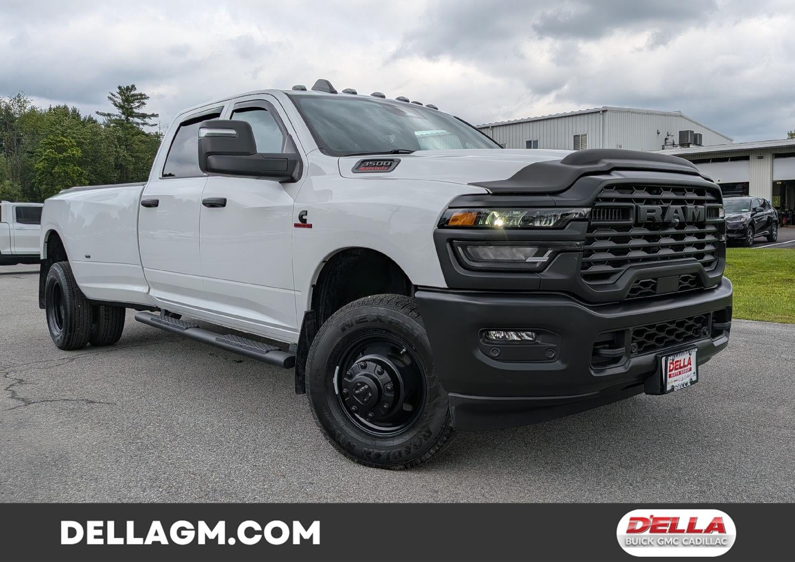 2026 RAM 3500 Tradesman Crew Cab 4x4 8' Box