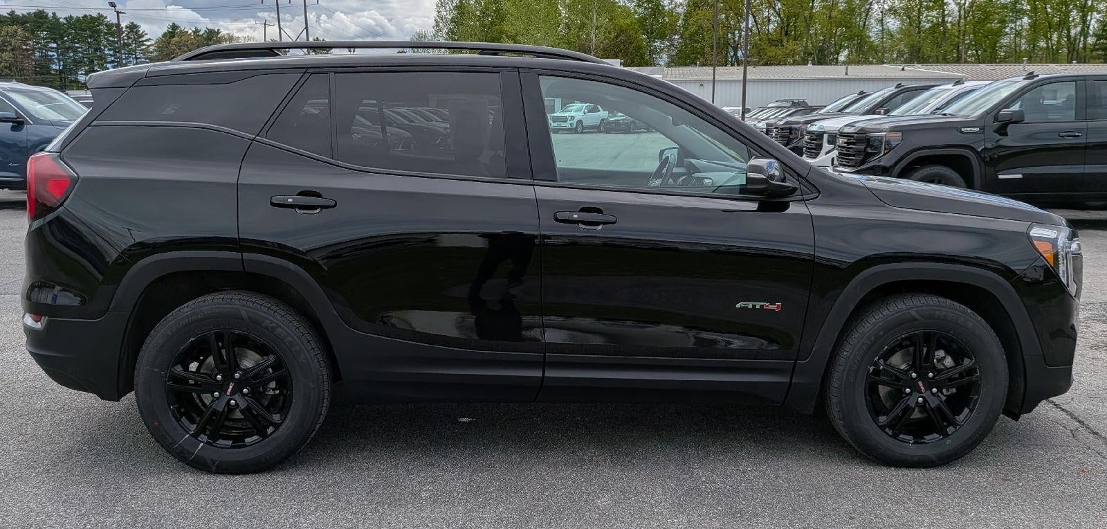2023 GMC Terrain AT4