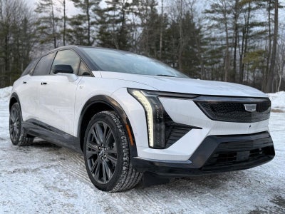 2025 Cadillac OPTIQ Sport 2