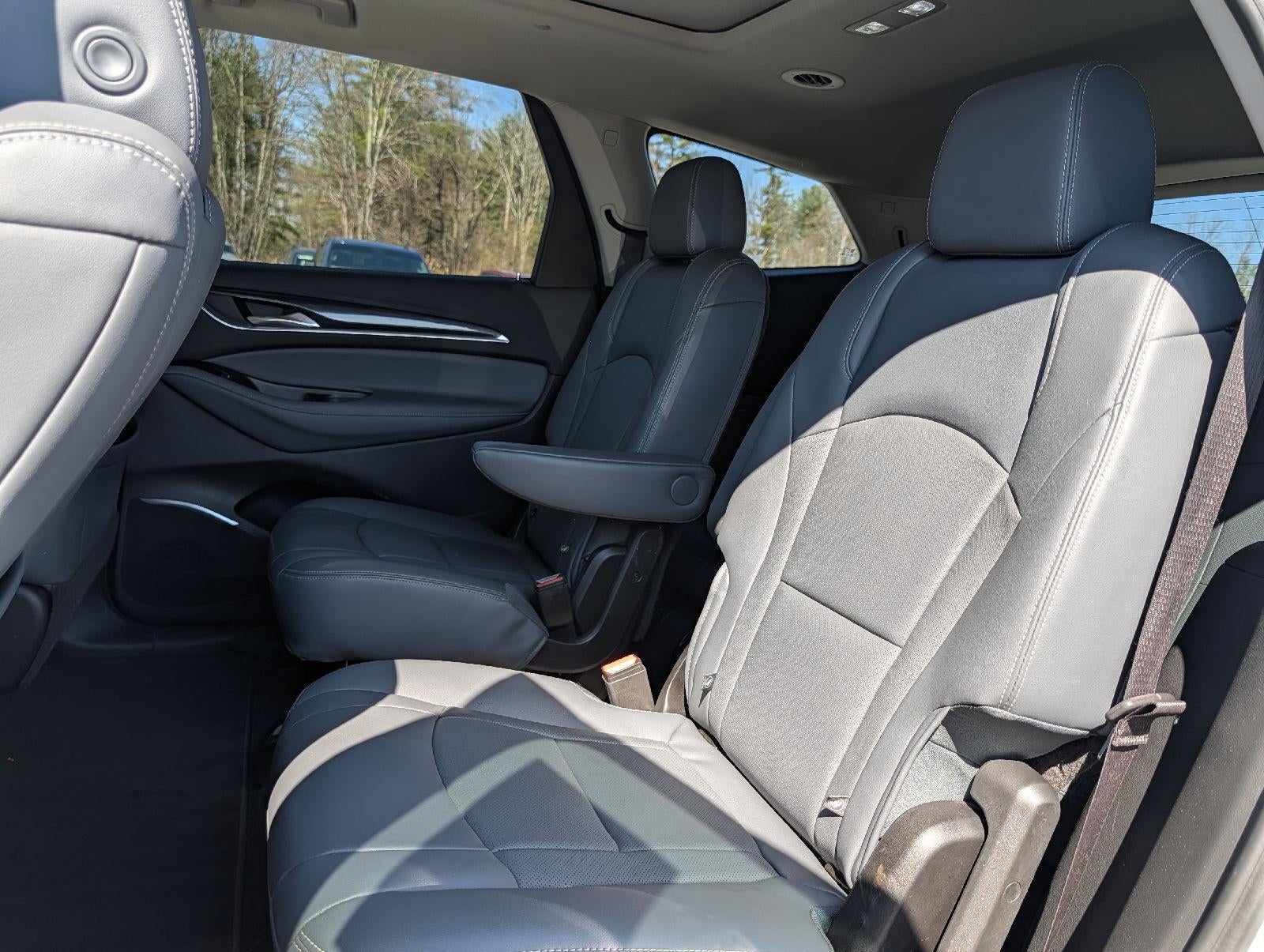 2020 Buick Enclave Essence