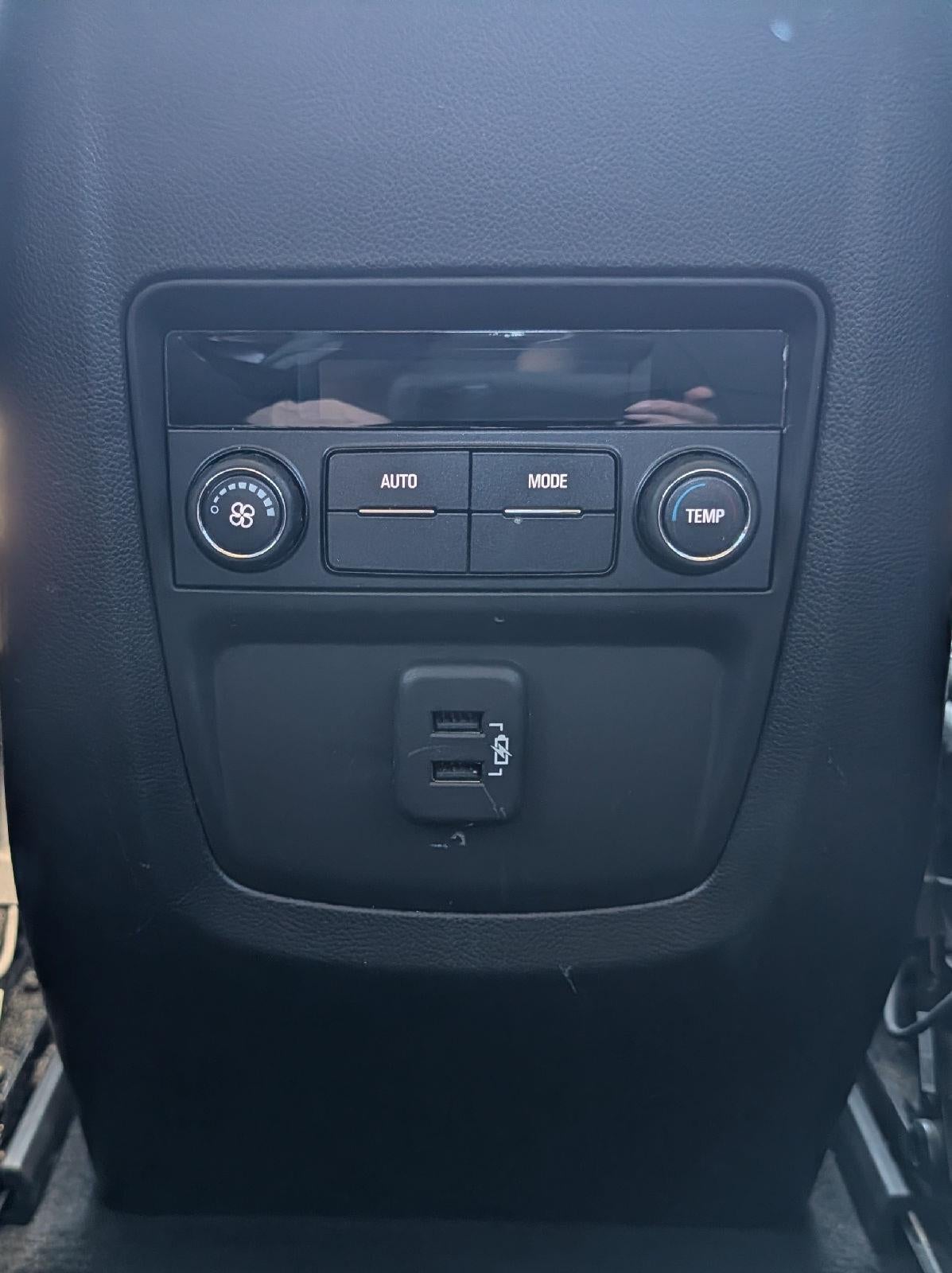 2020 Buick Enclave Essence