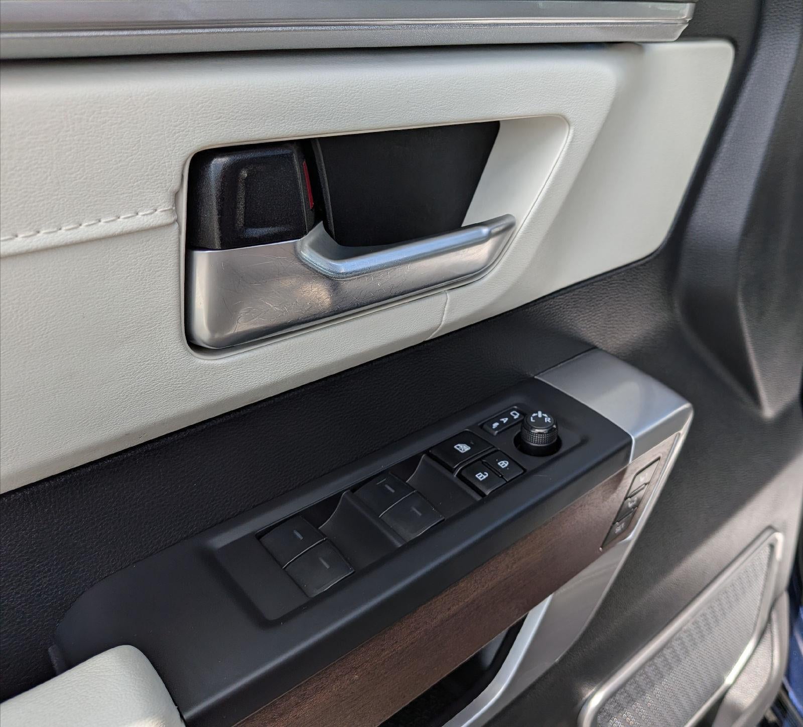 2023 Toyota Sequoia SR5