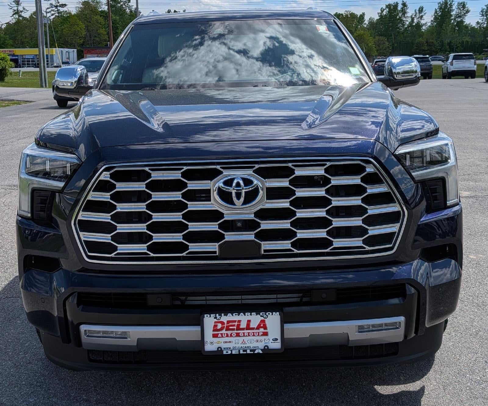 2023 Toyota Sequoia SR5