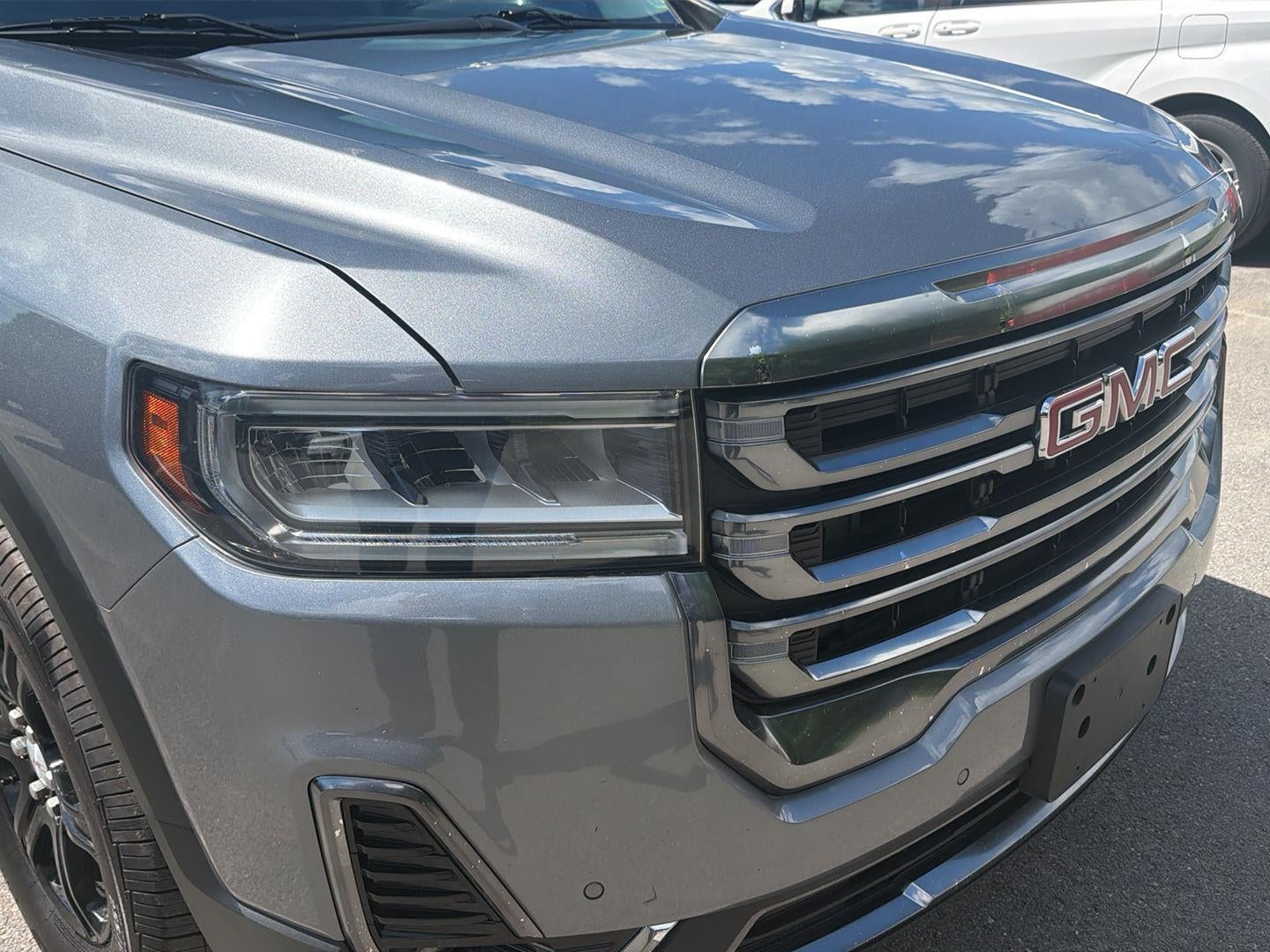2021 GMC Acadia AT4