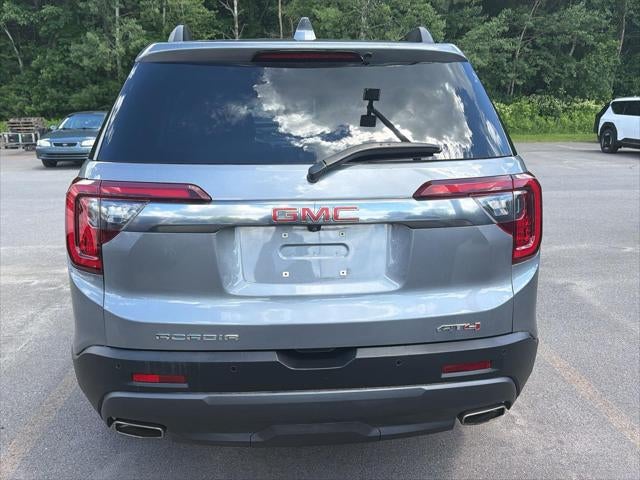 2021 GMC Acadia AT4