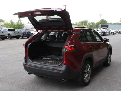 2023 Toyota RAV4 XLE Premium