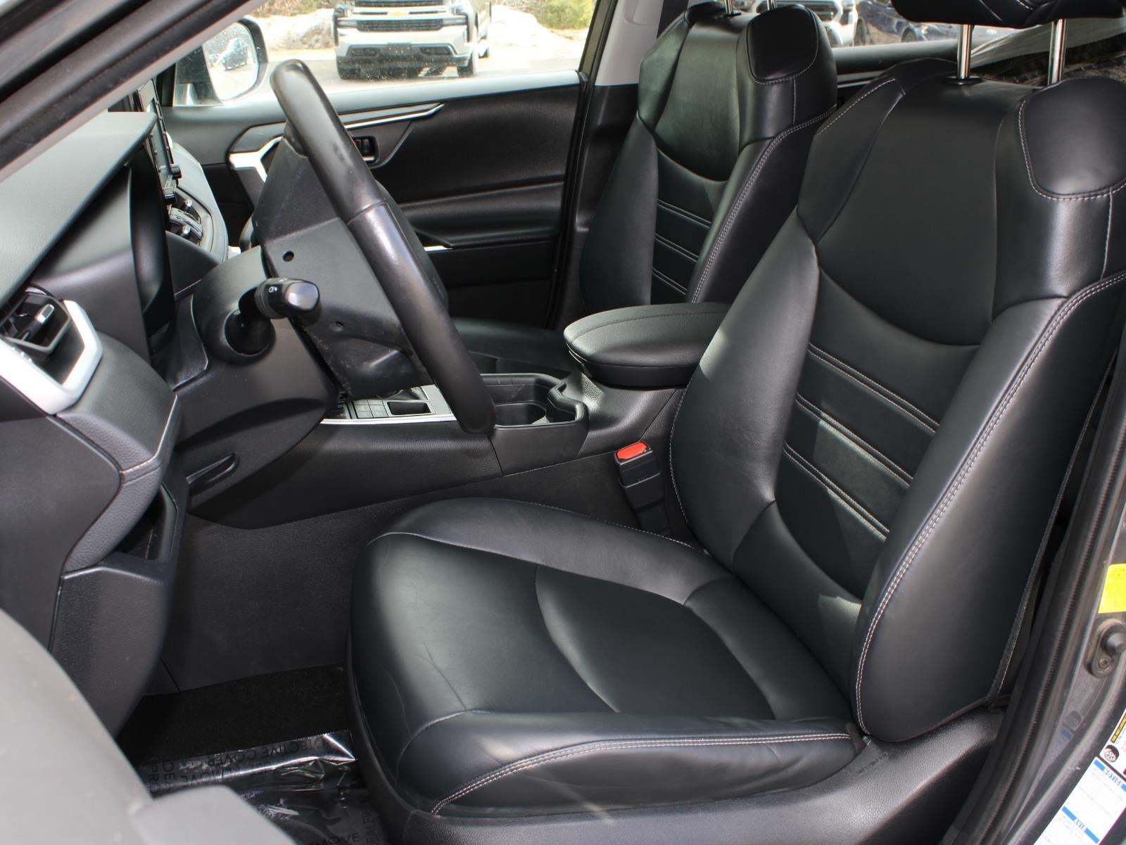 2020 Toyota RAV4 XLE Premium