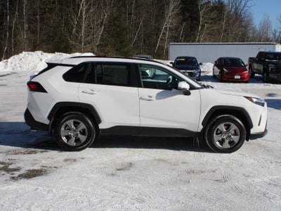 2025 Toyota RAV4 XLE