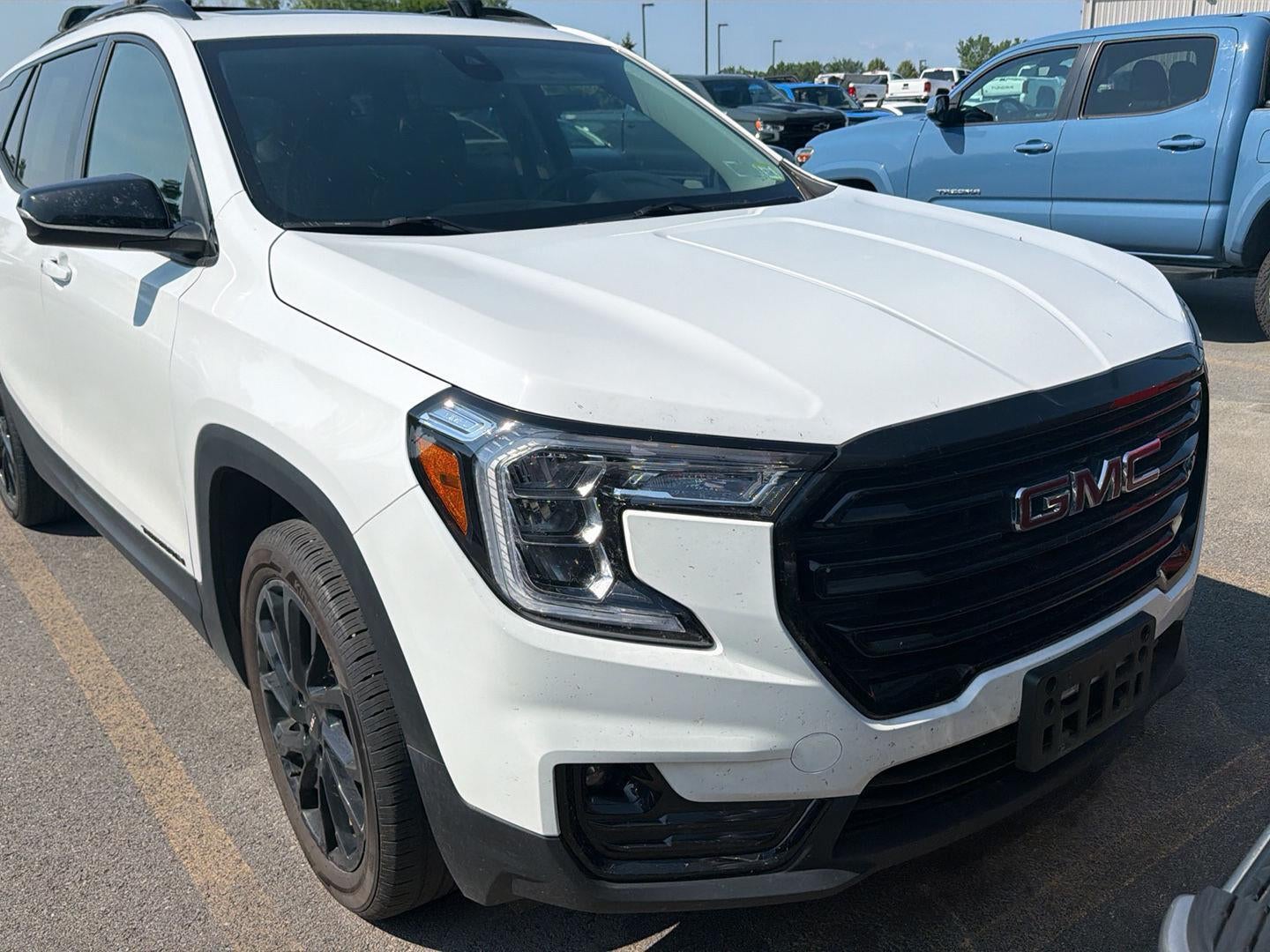 2024 GMC Terrain SLT