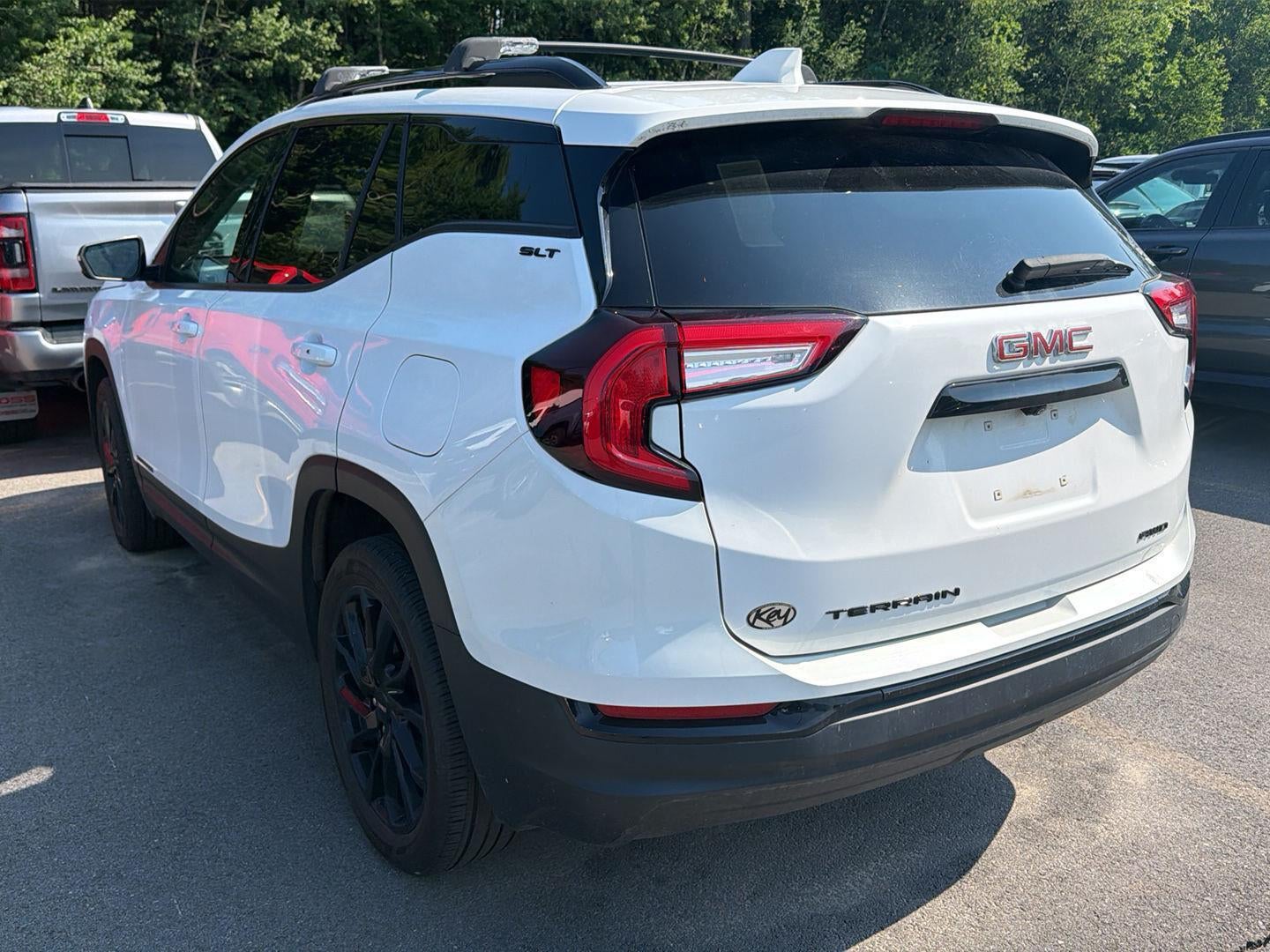 2024 GMC Terrain SLT