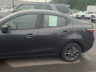 2019 Toyota Yaris Sedan LE