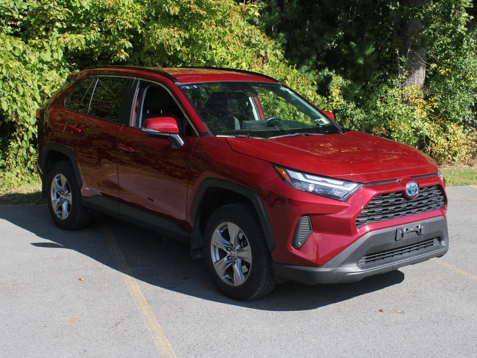 2023 Toyota RAV4 Hybrid XLE