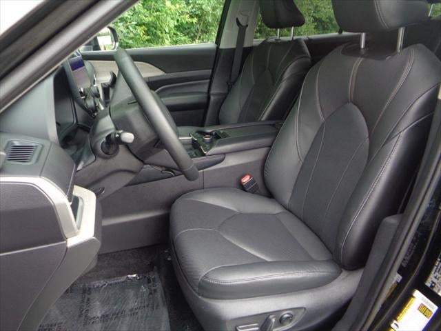 2025 Toyota Grand Highlander Platinum