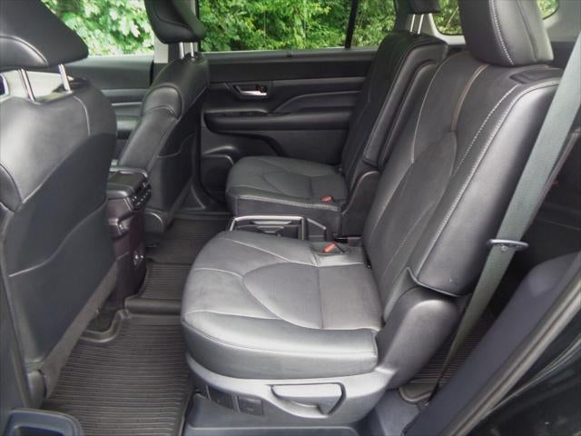 2025 Toyota Grand Highlander Platinum