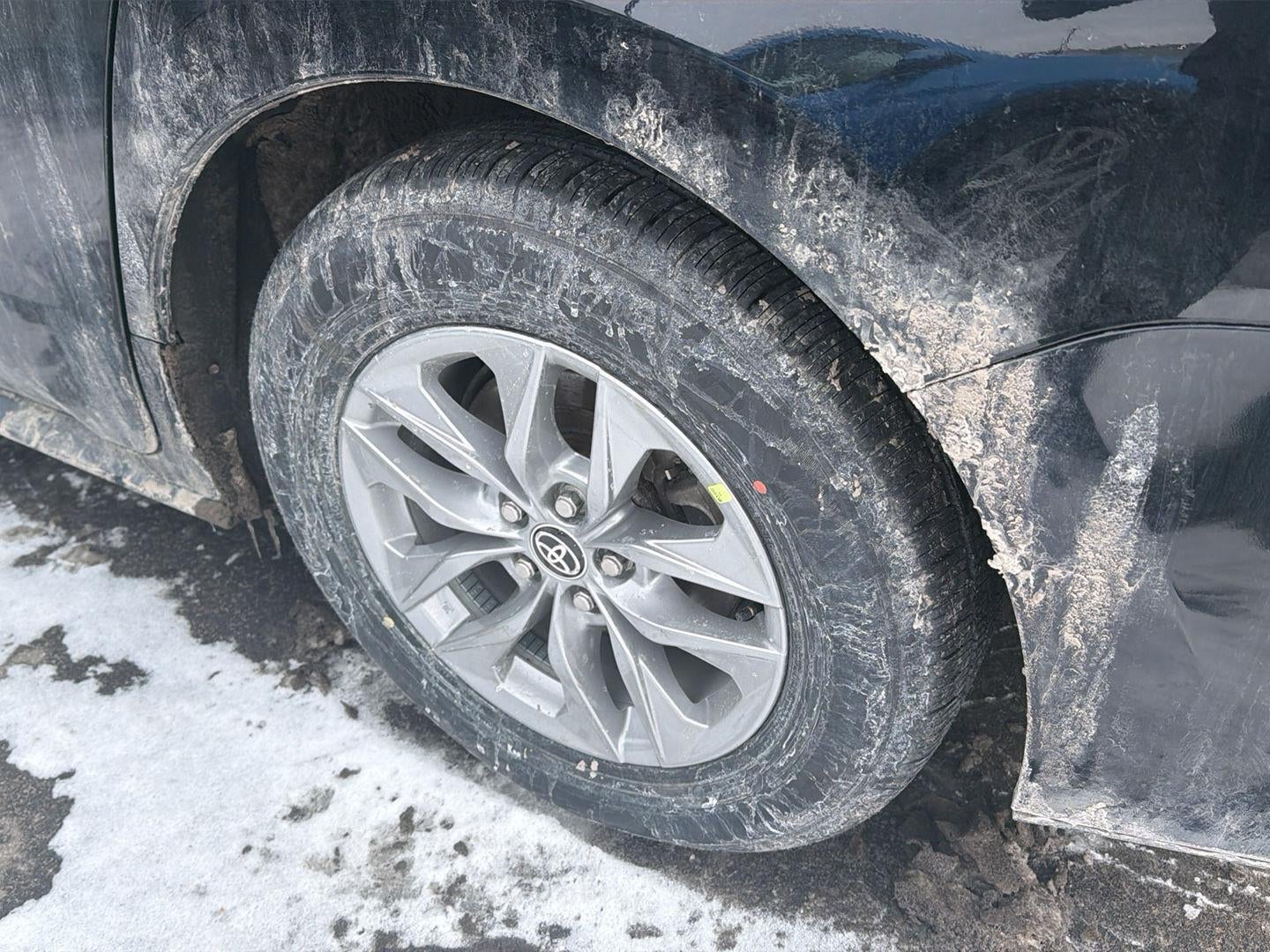 2024 Toyota Sienna LE