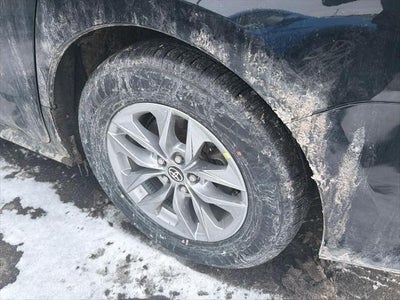 2024 Toyota Sienna LE