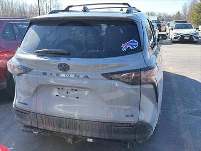 2025 Toyota Sienna Woodland Edition