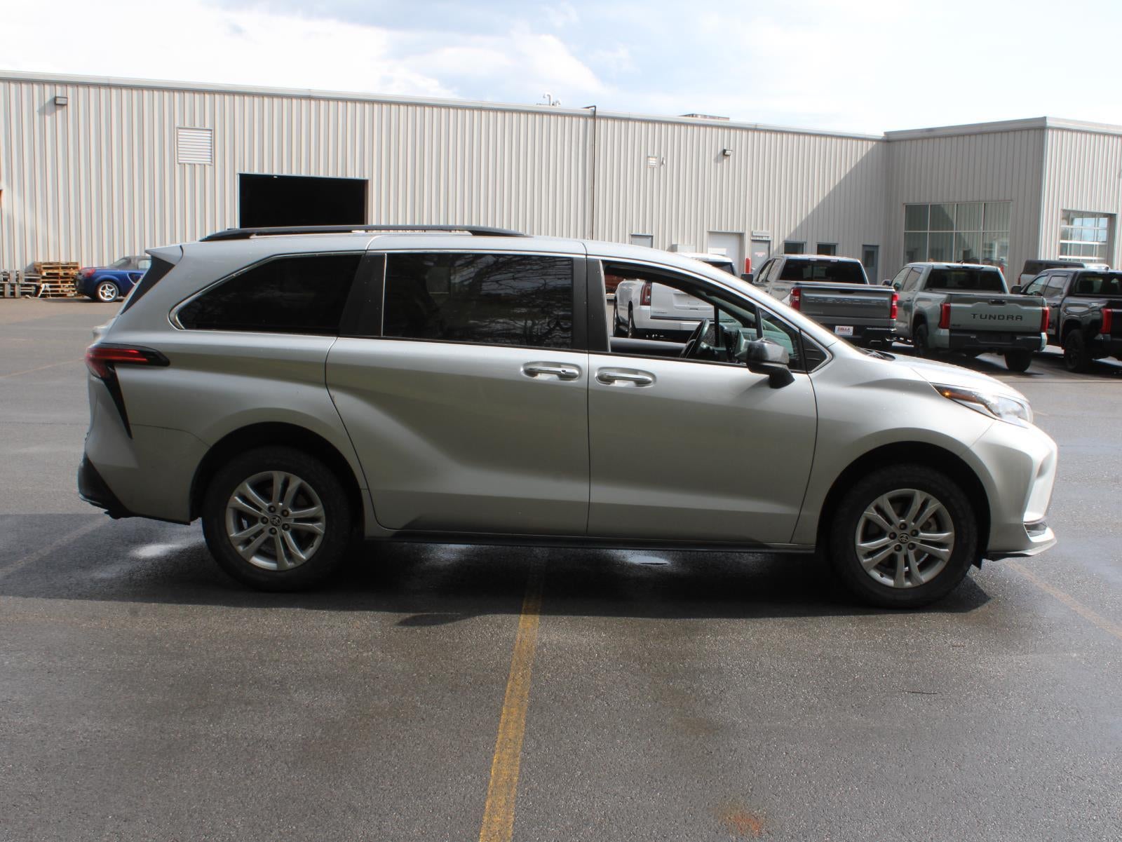 2022 Toyota Sienna XSE