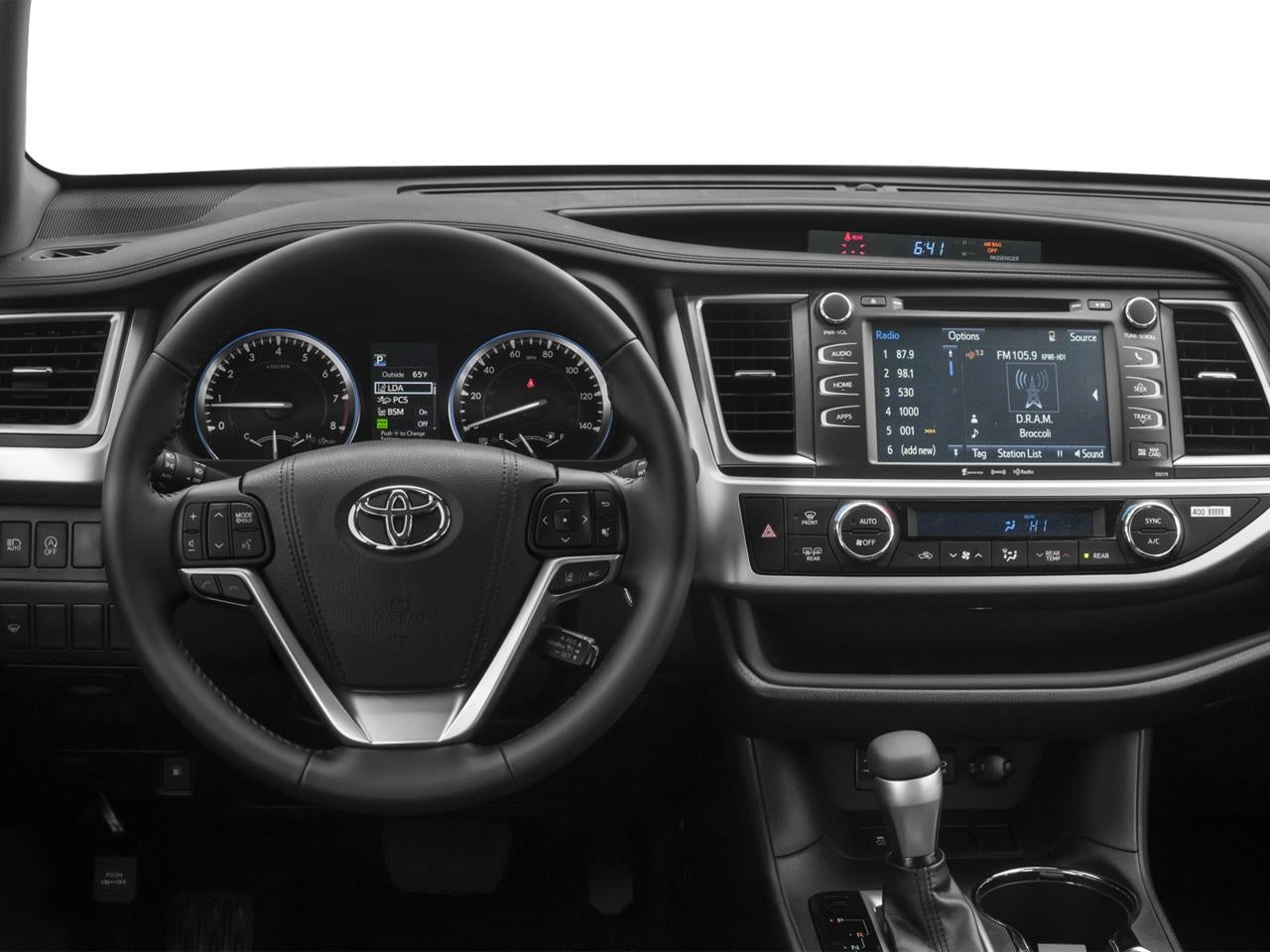 2017 Toyota Highlander SE