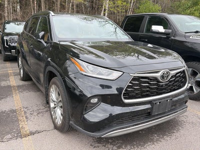 2024 Toyota Highlander Platinum