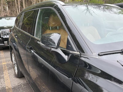 2024 Toyota Highlander Platinum